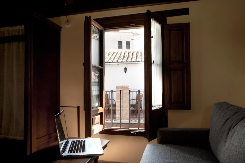 גרנדה Suites Casa Cuesta Del Agua חדר תמונה